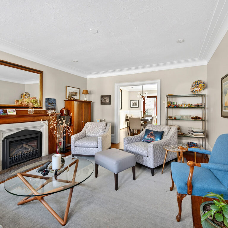 Photo, Video, Floor Plan